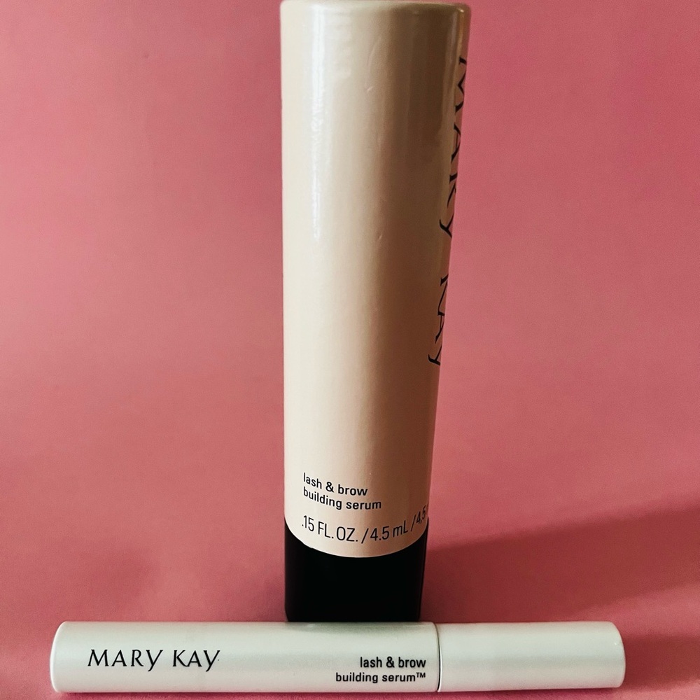 Mary Kay Lash & Brow Building Serum — White and Black
